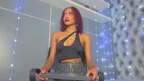  Hillary  online show from November 2025 07:01:01 AM