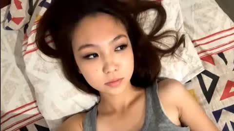 Yuna online show from July 2026 06:17:02 PM