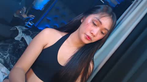 yuricah online show from January 2025 06:11:01 AM