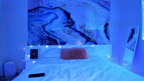 Snapshot of himexmarie chatting on February 2025 12:29:01 AM Hime Marie online show from February 2025 12:29:01 AM