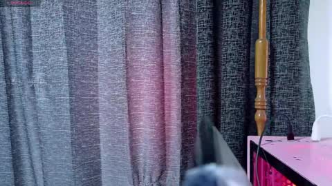 Inori Independent model online show from May 2026 05:43:01 PM
