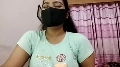 himuhimu22 online show from June 2026 05:01:02 PM