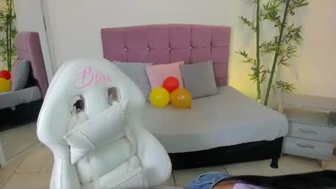 Snapshot of hinaa_xxx chatting on July 2026 07:50:01 PM hinaa_xxx online show from July 2026 07:50:01 PM
