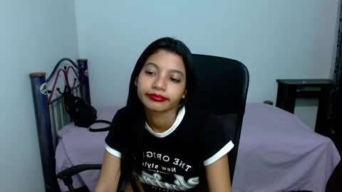 Snapshot of hinata_9 chatting on September 2025 02:24:01 AM 0600AM-1100AM - online show from September 2025 02:24:01 AM