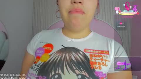 hinata_dolly online show from November 2025 11:02:02 AM