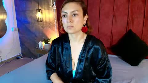 hinata_moonn online show from June 2026 12:41:02 PM