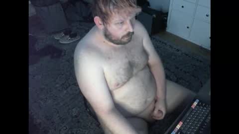 Snapshot of hipguy91 chatting on October 2025 09:05:02 PM hipguy91 online show from October 2025 09:05:02 PM