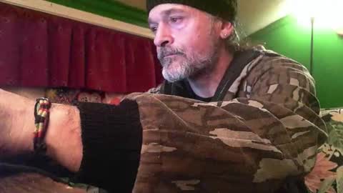 Snapshot of hippiedad333 chatting on March 2026 12:13:02 AM hippiedad333 online show from March 2026 12:13:02 AM