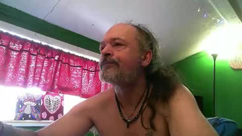Snapshot of hippiedad333 chatting on March 2026 02:44:01 PM hippiedad333 online show from March 2026 02:44:01 PM
