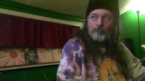 Snapshot of hippiedad333 chatting on March 2026 01:38:01 AM hippiedad333 online show from March 2026 01:38:01 AM