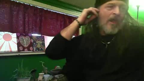 Snapshot of hippiedad333 chatting on March 2026 11:15:01 PM hippiedad333 online show from March 2026 11:15:01 PM
