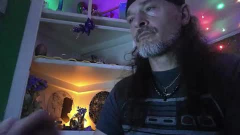 Snapshot of hippiedad333 chatting on April 2026 12:31:01 AM hippiedad333 online show from April 2026 12:31:01 AM