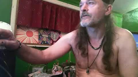 Snapshot of hippiedad333 chatting on April 2026 07:57:02 AM hippiedad333 online show from April 2026 07:57:02 AM