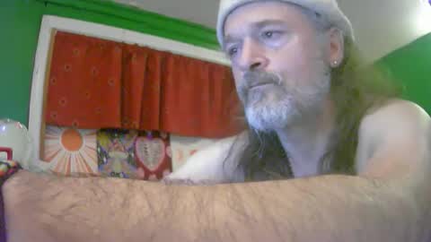 hippiedad333 online show from June 2026 02:25:02 AM