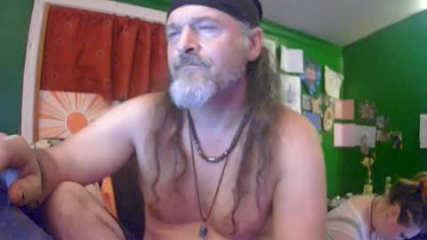 hippiedad333 online show from July 2026 02:49:01 AM