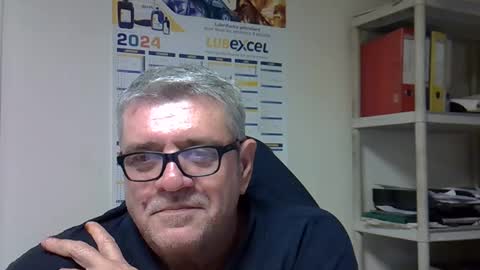 hippo online show from December 2024 04:27:02 PM