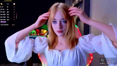 Snapshot of hisoka__akerley chatting on September 2025 04:42:02 PM Ella online show from September 2025 04:42:02 PM