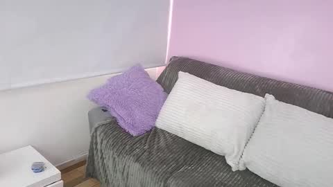 hiyakasudere_ online show from October 2025 06:20:02 PM