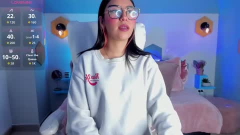 Snapshot of hiyori_bloom chatting on January 2026 04:58:02 AM Hiyori online show from January 2026 04:58:02 AM