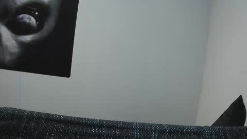 Snapshot of hlovescf chatting on November 2025 09:48:02 AM hlovescf online show from November 2025 09:48:02 AM