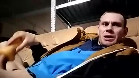 Snapshot of hnkkk88888 chatting on October 2025 07:35:02 PM Fucker online show from October 2025 07:35:02 PM