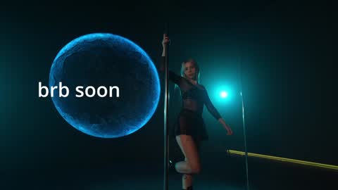 Snapshot of ho1yh01e chatting on December 2024 09:08:02 PM Holly online show from December 2024 09:08:02 PM