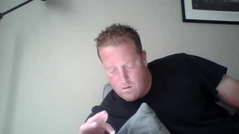 Snapshot of hockey258387 chatting on September 2025 04:08:02 PM THE MAN online show from September 2025 04:08:02 PM