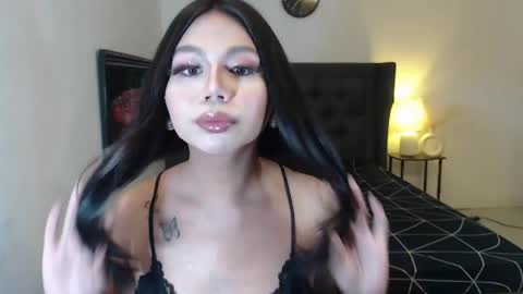Snapshot of hoe_freesia chatting on May 2026 04:23:01 PM hoe_freesia online show from May 2026 04:23:01 PM