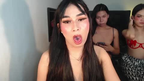 Snapshot of hoe_freesia chatting on May 2026 03:51:02 PM hoe_freesia online show from May 2026 03:51:02 PM