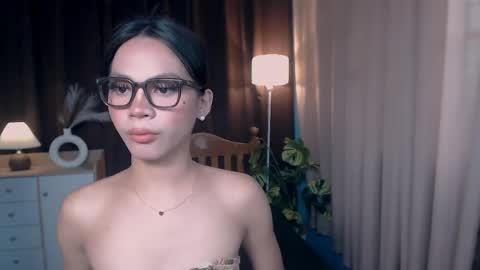 IM NEW HERE ITS ME GIA online show from March 2026 10:13:02 PM