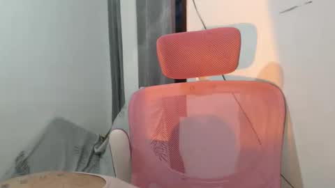 Lesley3 online show from April 2026 08:09:02 AM