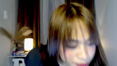 hoelymarie online show from July 2026 10:54:02 AM