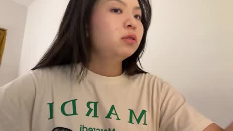 Snapshot of hola_sunflower chatting on October 2025 02:06:02 PM amy online show from October 2025 02:06:02 PM