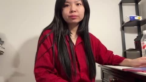 Snapshot of hola_sunflower chatting on October 2025 01:12:02 PM amy online show from October 2025 01:12:02 PM