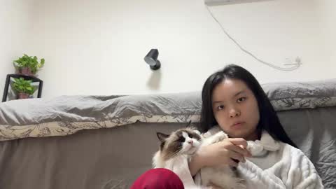 Snapshot of hola_sunflower chatting on November 2025 01:14:02 PM amy online show from November 2025 01:14:02 PM