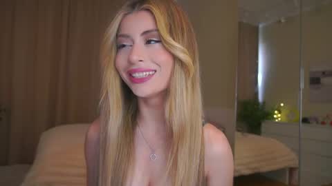 Moni Monica online show from March 2026 08:08:01 AM