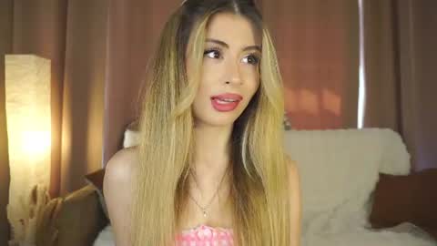 Moni Monica online show from June 2026 08:04:02 AM