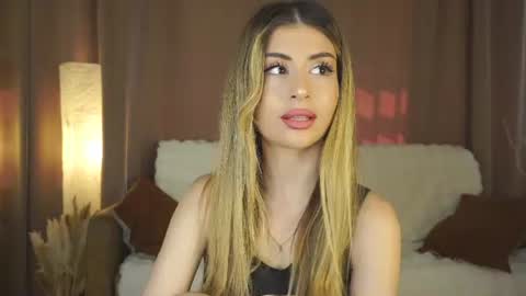 Moni Monica online show from July 2026 08:10:01 AM
