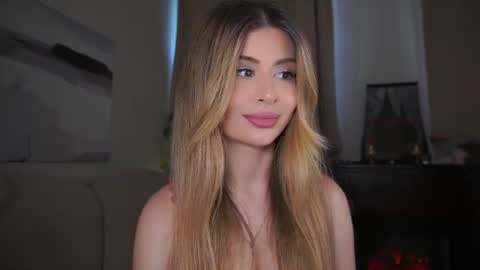 Moni Monica online show from July 2026 08:10:01 AM