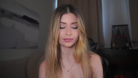 Moni Monica online show from July 2026 11:17:02 AM