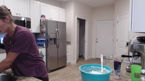 Snapshot of holihurricane chatting on September 2025 02:57:01 AM Holi Hurricane online show from September 2025 02:57:01 AM