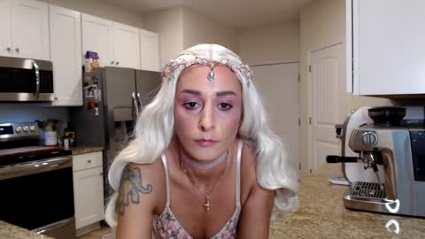 Snapshot of holihurricane chatting on October 2025 03:05:01 AM Holi Hurricane online show from October 2025 03:05:01 AM