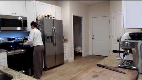 Holi Hurricane online show from March 2026 03:21:01 AM