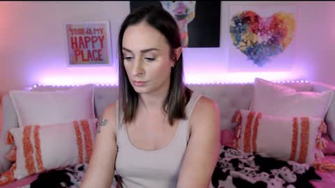 Holi Hurricane online show from April 2026 03:51:02 AM