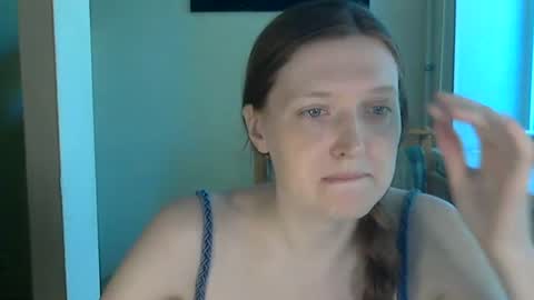 Snapshot of holistic_woman chatting on June 2026 10:29:01 AM holistic_woman online show from June 2026 10:29:01 AM