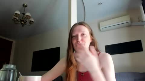 Snapshot of holistic_woman chatting on July 2026 07:04:01 AM holistic_woman online show from July 2026 07:04:01 AM