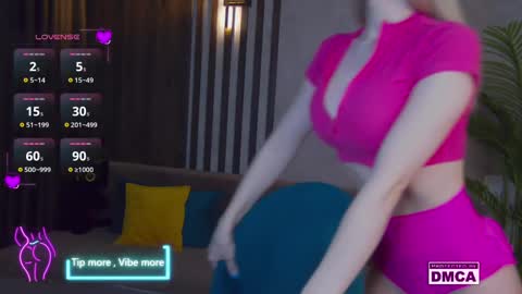 Snapshot of holl1would chatting on March 2025 03:35:02 AM My social media links subscribe to support me online show from March 2025 03:35:02 AM