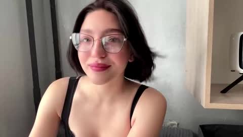 Sofia online show from March 2026 05:14:02 AM