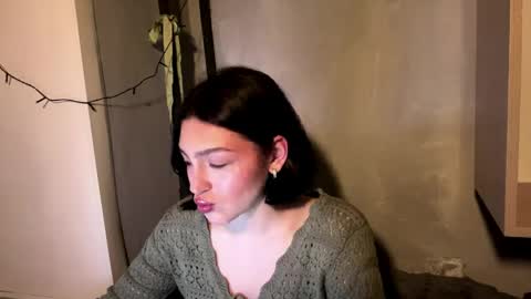 Sofia online show from March 2026 01:04:01 PM