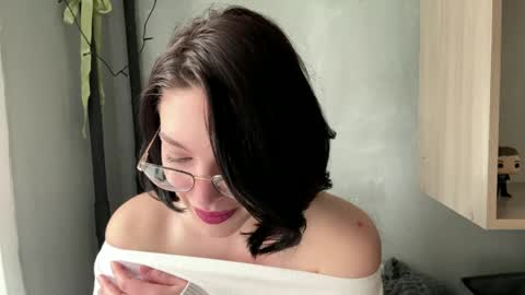 Sofia online show from April 2026 05:36:02 AM